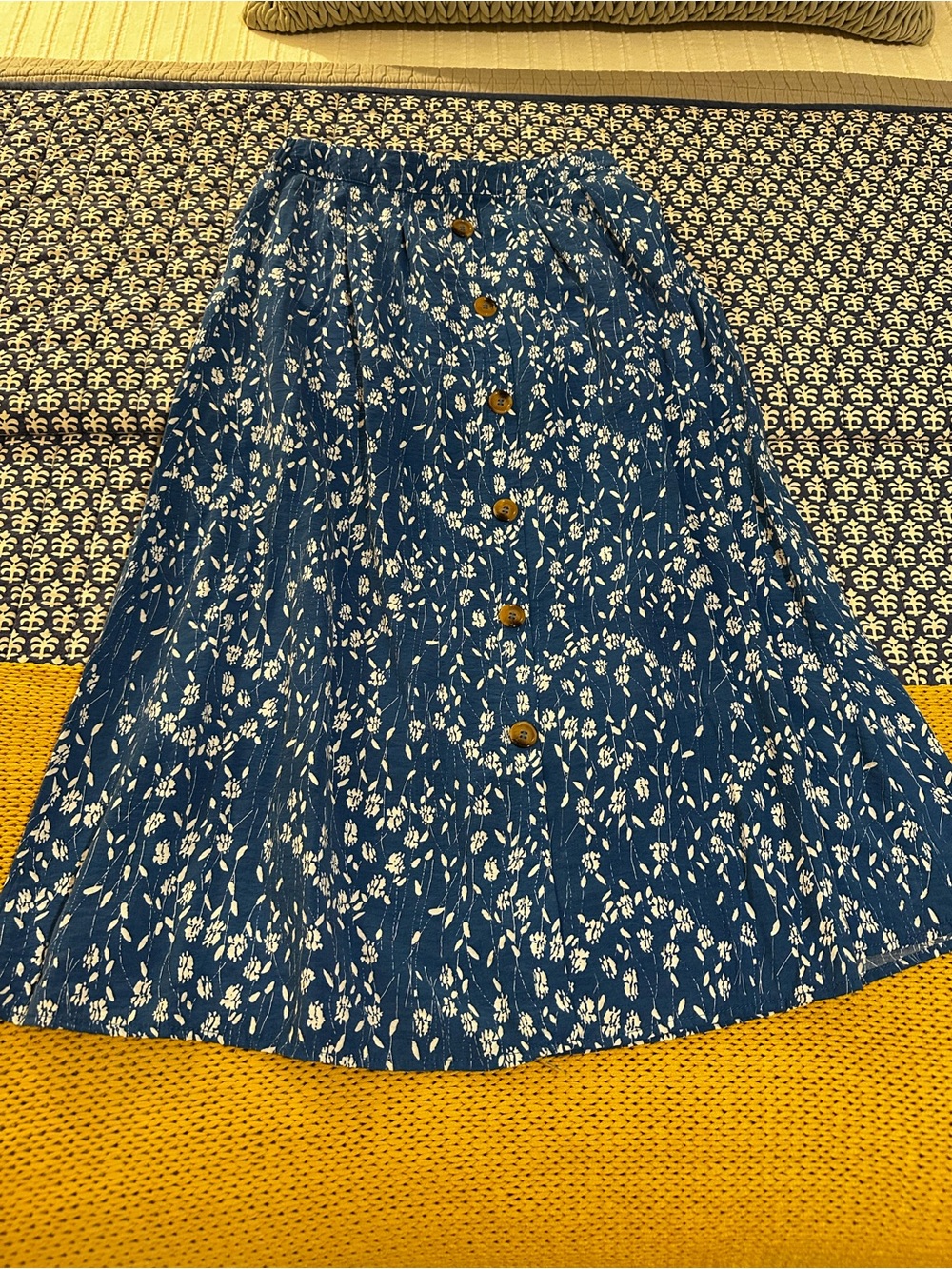 Hayden Blue Floral Faux Button-Down Midi Skirt - Picture 2 of 7